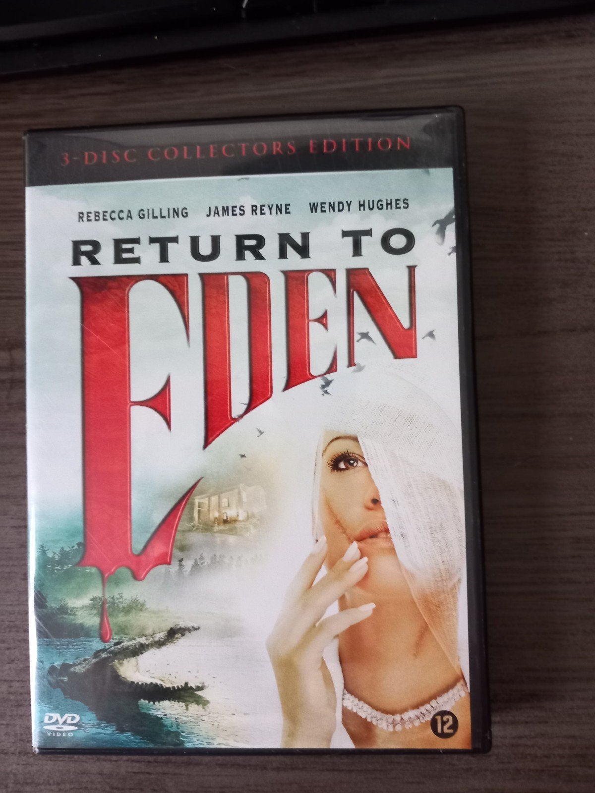Return to Eden - 3-Disc Collectors Edition DVD, Gebruikt, Nederlands, Drama, Ophalen of Verzenden
