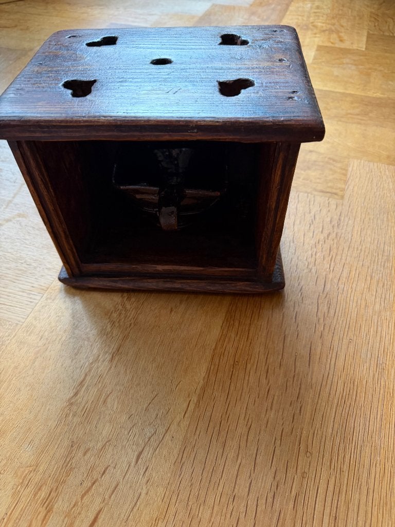 Hout stoofje, zeker 100 jaar oud., Ophalen of Verzenden