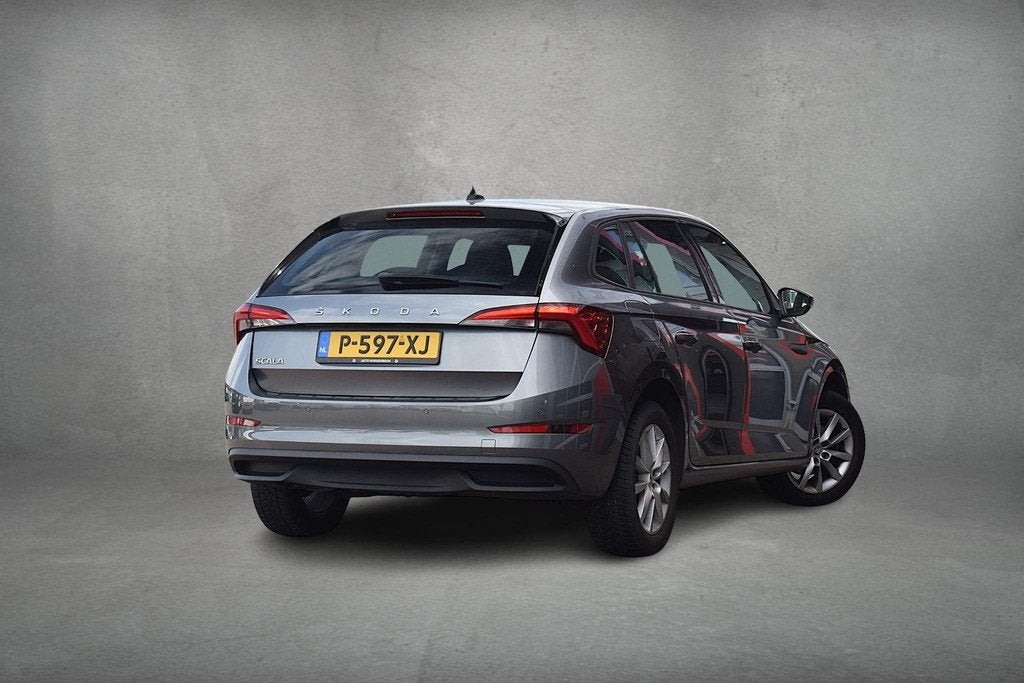 Skoda Scala 1.0 TSI Ambition | Apple CarPlay | Airco | LED |, Auto's, Skoda, Gebruikt, 610 kg, 49 €/maand, Origineel Nederlands
