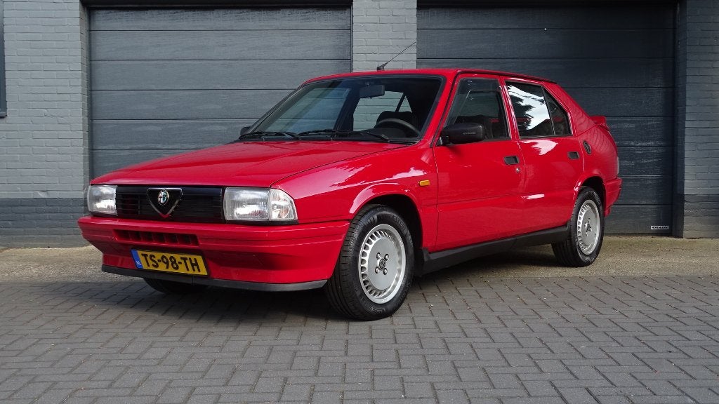 Alfa Romeo 33 1.7 Q.V.,NL auto, NAP, ZEER MOOI!! Inruil mog., Auto's, Voorwielaandrijving, Stof, 4 cilinders, Origineel Nederlands