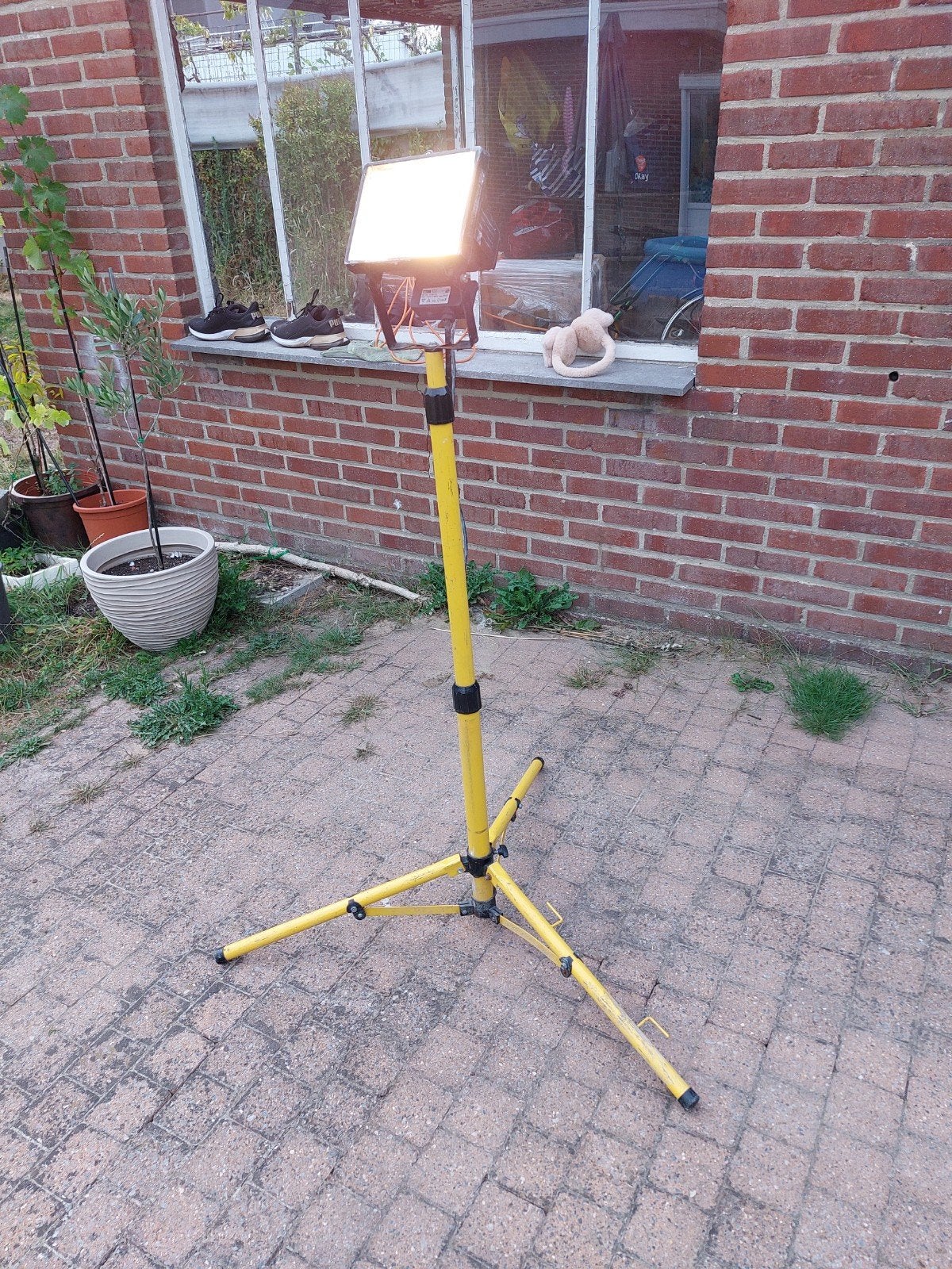 Bouwlamp op statief - 500 watt, Ophalen, Gebruikt, Met statief, Armatuur