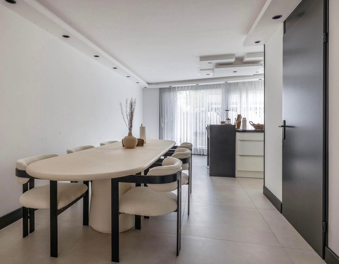 eettafel te koop. Zonder stoelen, Huis en Inrichting, Tafels | Eettafels, Ophalen