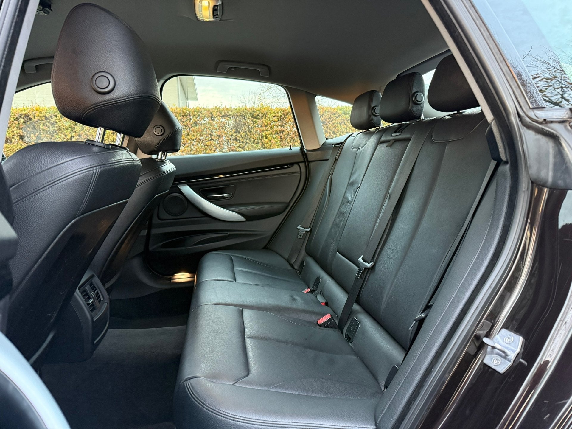 Foto 14 van BMW 3-serie Gran Turismo 320i High Executive NAP/CLIMA/LEER/