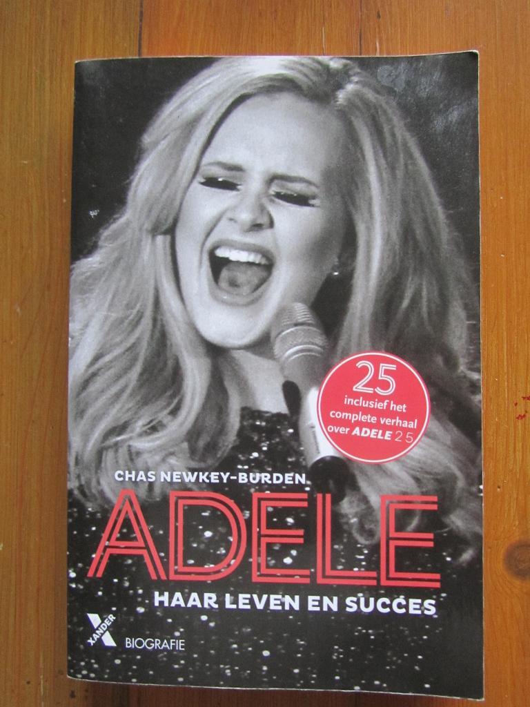 Adele Boek 2017, als nieuw, Ophalen of Verzenden, Zo goed als nieuw, Artiest