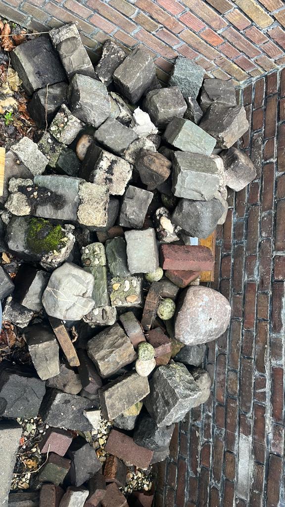 Grote stenen tuin, Tuin en Terras, Ophalen, Gebruikt, Overige typen