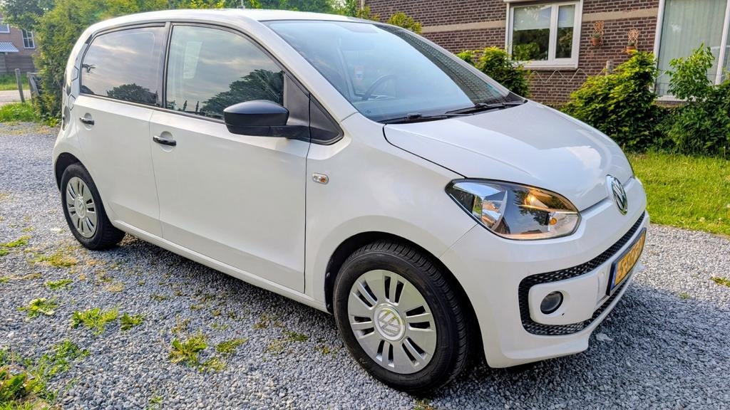 Volkswagen up! 1.0 44KW 2013 Wit, Auto's, Volkswagen, Voorwielaandrijving, Euro 5, Stof, Up!