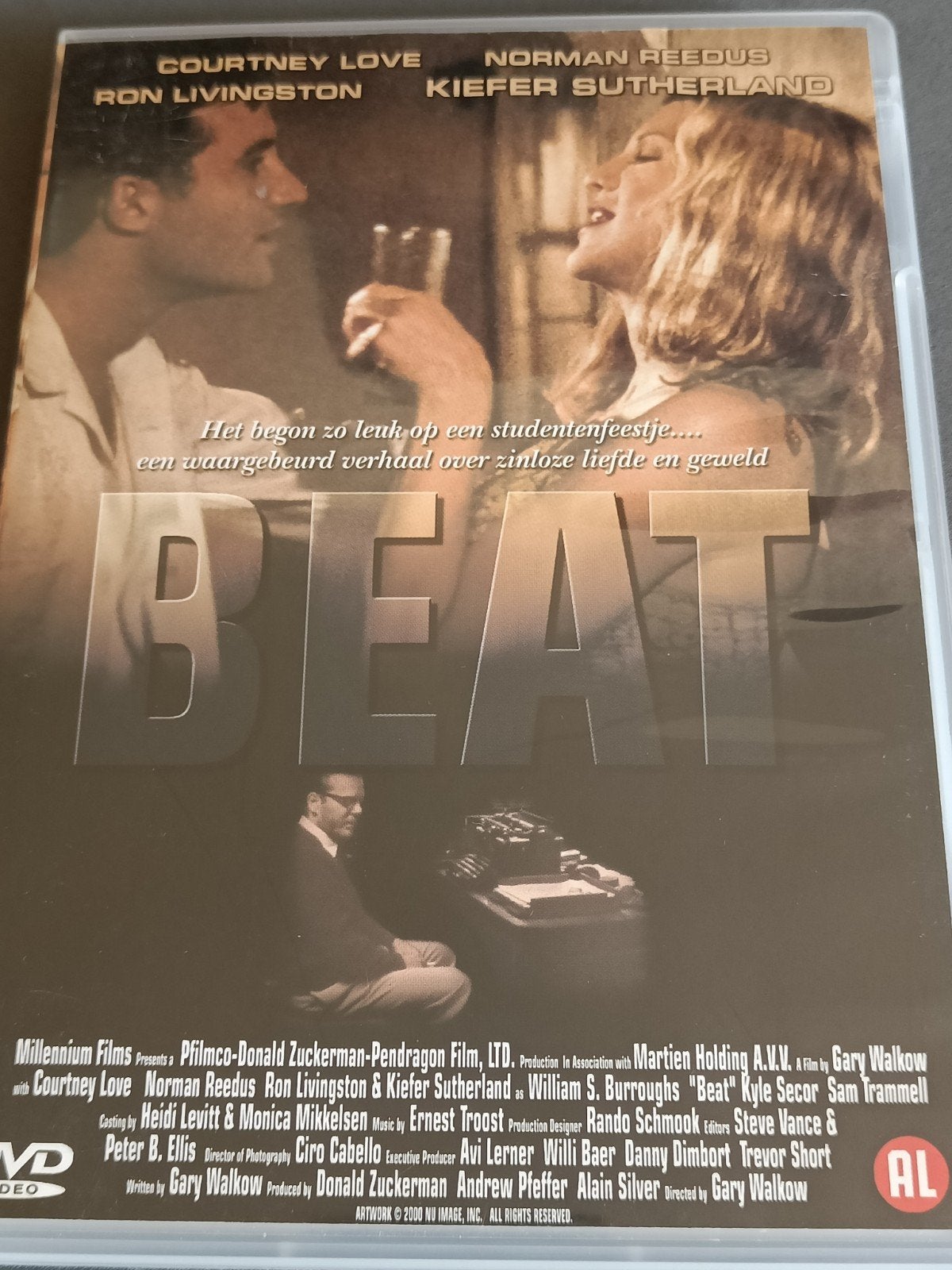 Beat DVD - Kiefer Sutherland, Courtney Love, Vanaf 16 jaar, Nederlands, Actie, Ophalen of Verzenden