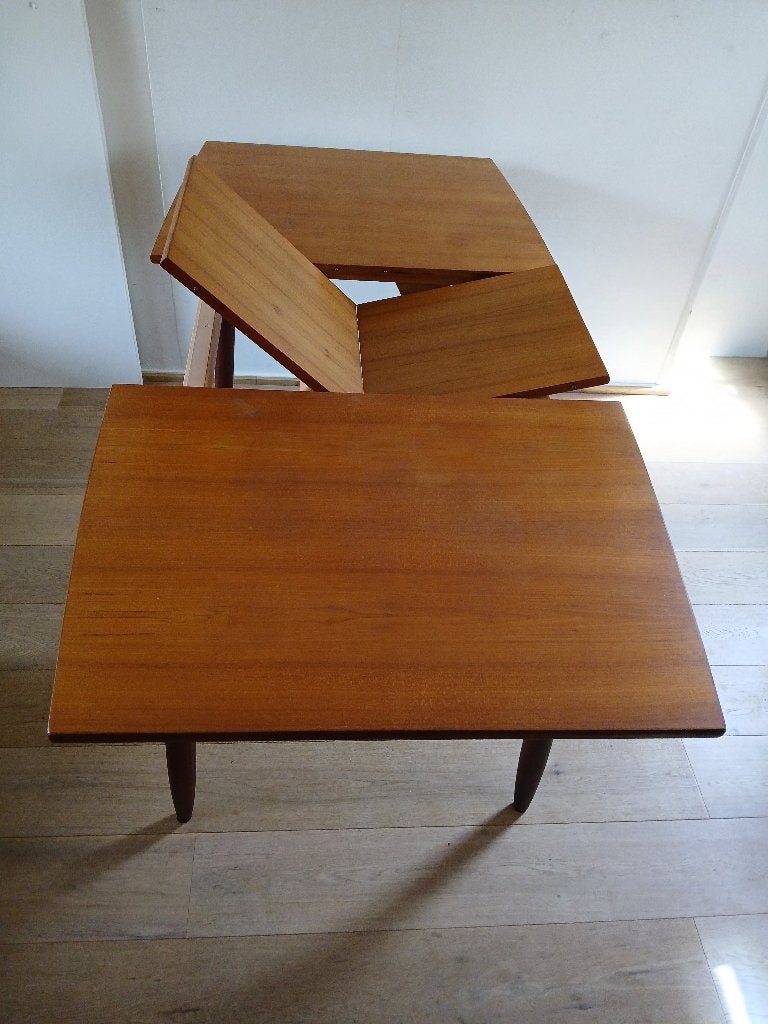 Vintage uitschuifbare eettafel, Huis en Inrichting, Tafels | Eettafels, Ophalen, Gebruikt, 200 cm of meer, 50 tot 100 cm