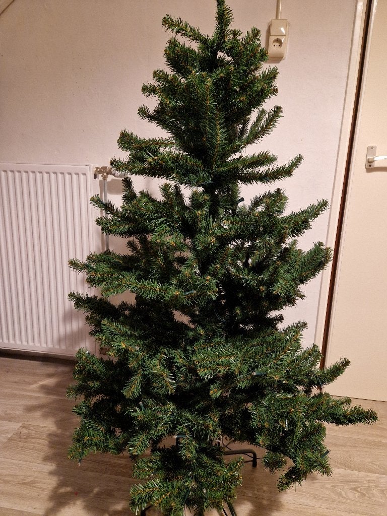 Kunst kerstboom met 144 led lampjes erin, hoogte: 155 cm, Diversen, Kerst, Ophalen, Gebruikt
