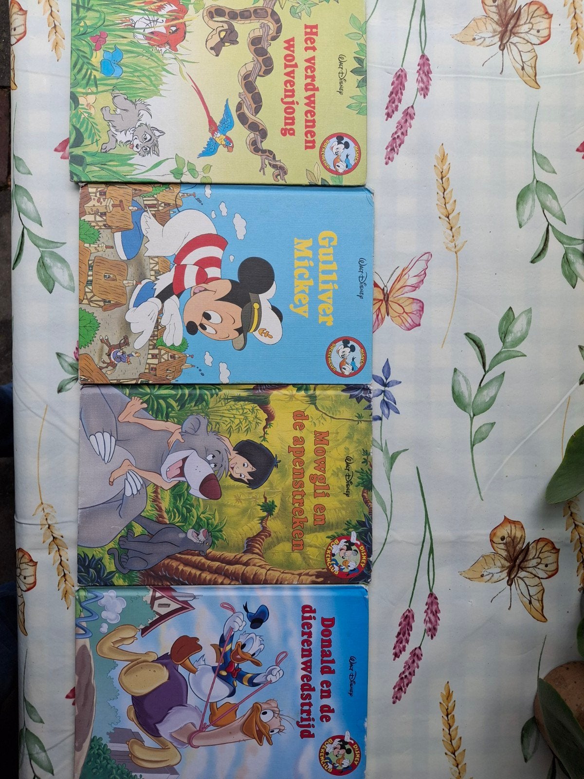 Disney Boekenclub: Mowgli, Donald, Mickey, Wolfje, Ophalen of Verzenden, Gelezen, Walt Disney, Sprookjes