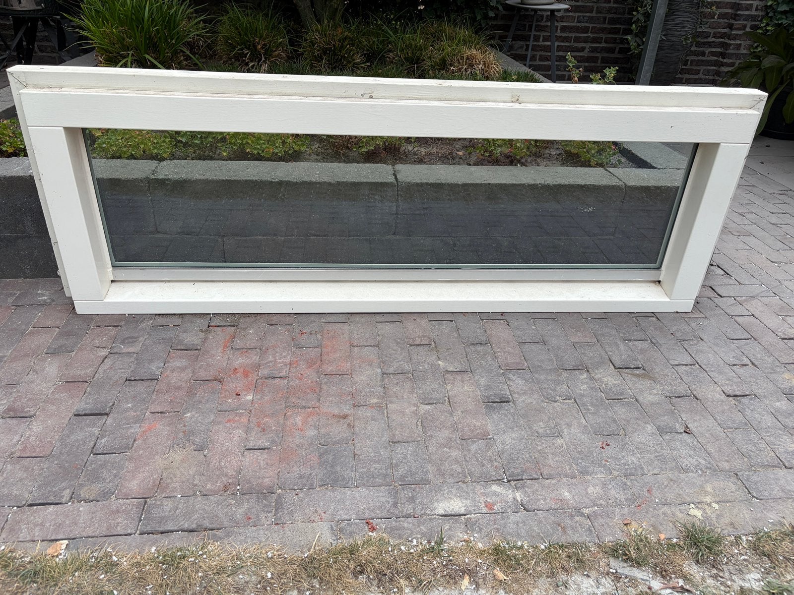 Hardhouten gevelkozijn met vast glas, Gebruikt, Raamkozijn, Minder dan 75 cm, Inclusief glas