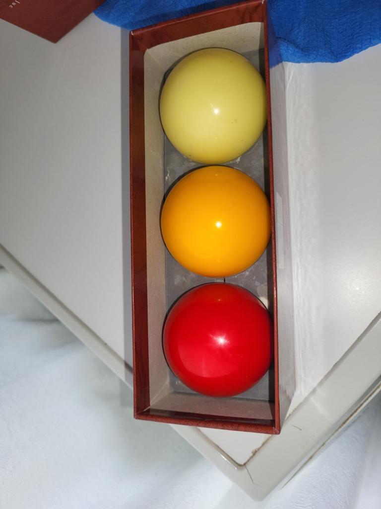 Biljart ballen, Ophalen, Biljarttafel