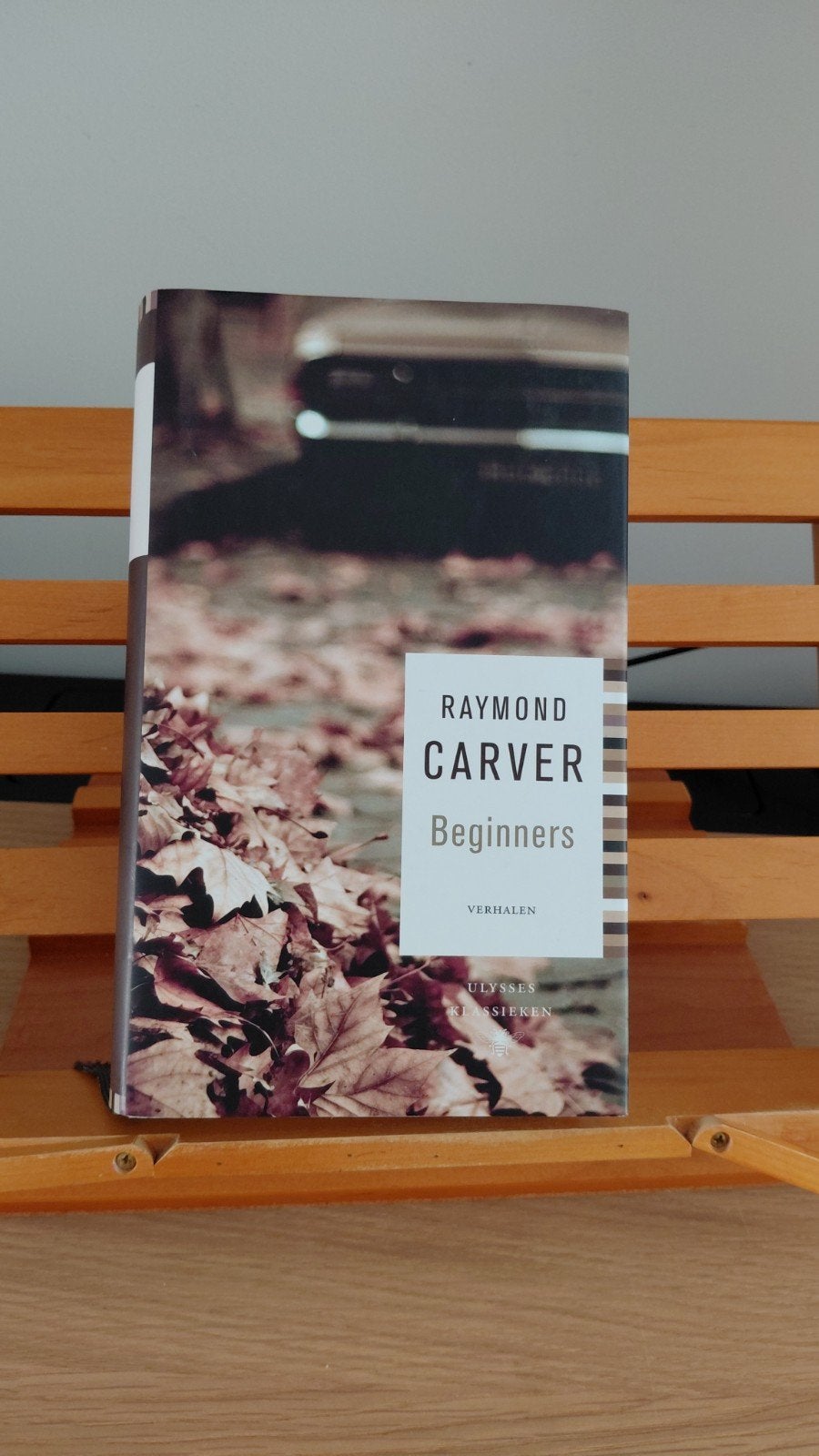 Raymond Carver - Beginners, Ophalen of Verzenden, Zo goed als nieuw, Raymond Carver