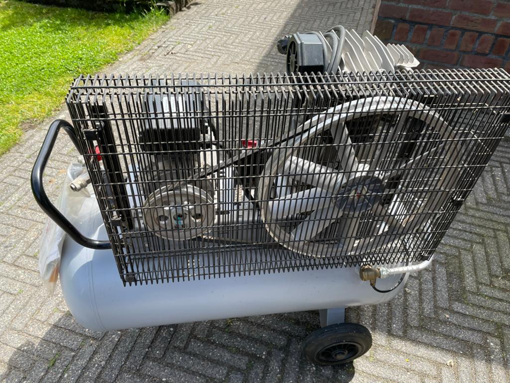 AARIAC Compressor 2018 - Zo goed als nieuw, Nieuwstraat, Doe-het-zelf en Verbouw, Compressors, 10 bar of meer, Zo goed als nieuw