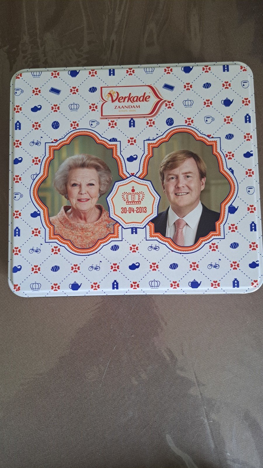 Verkade Koninklijke Blik 2013 - Beatrix & Willem-Alexander, Verzamelen, Ophalen of Verzenden, Zo goed als nieuw, Overige, Verkade