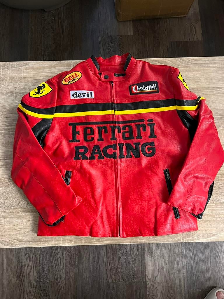 Enzo Ferrari Racing jas (maat L) – leder look F1, Ophalen of Verzenden, Zo goed als nieuw, Maat 52/54 (L), Rood
