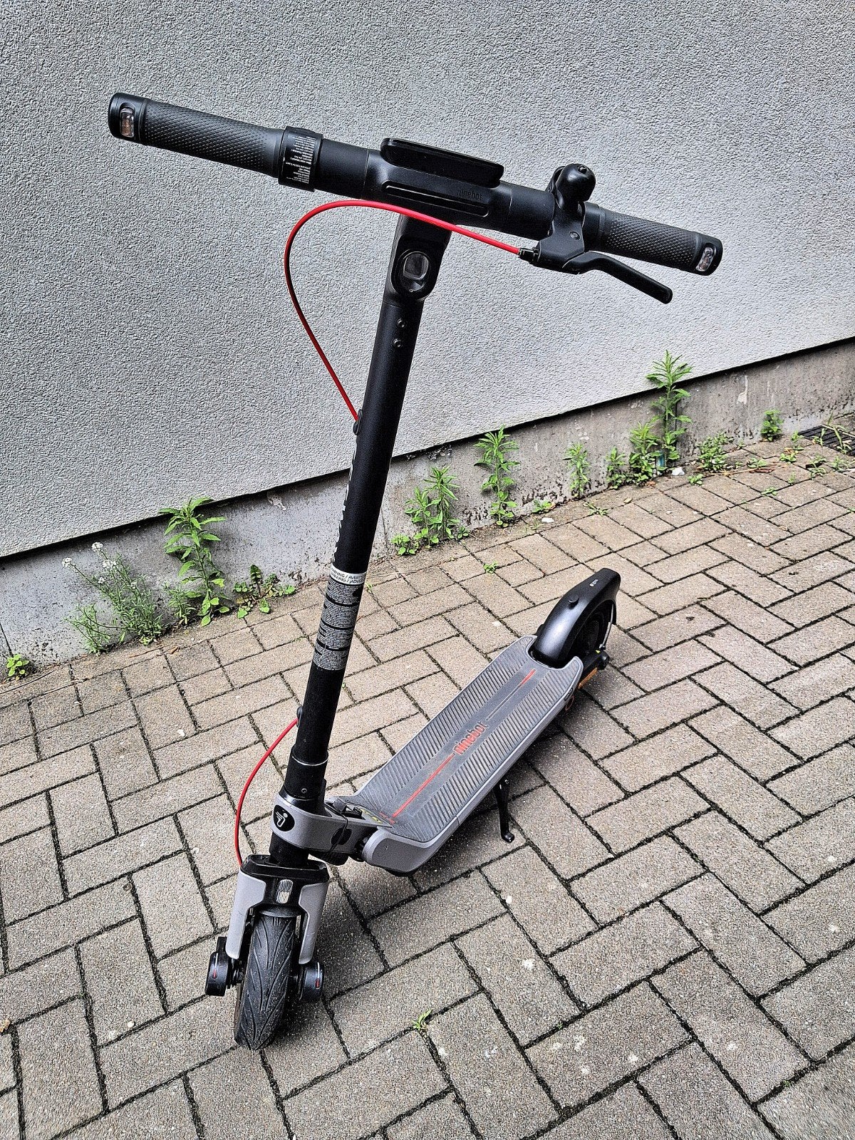 Ninebot E3 elektrische step + alarm + keting + baterij, Fietsen en Brommers, Steps, Ophalen, Zo goed als nieuw, Elektrische step (E-scooter)