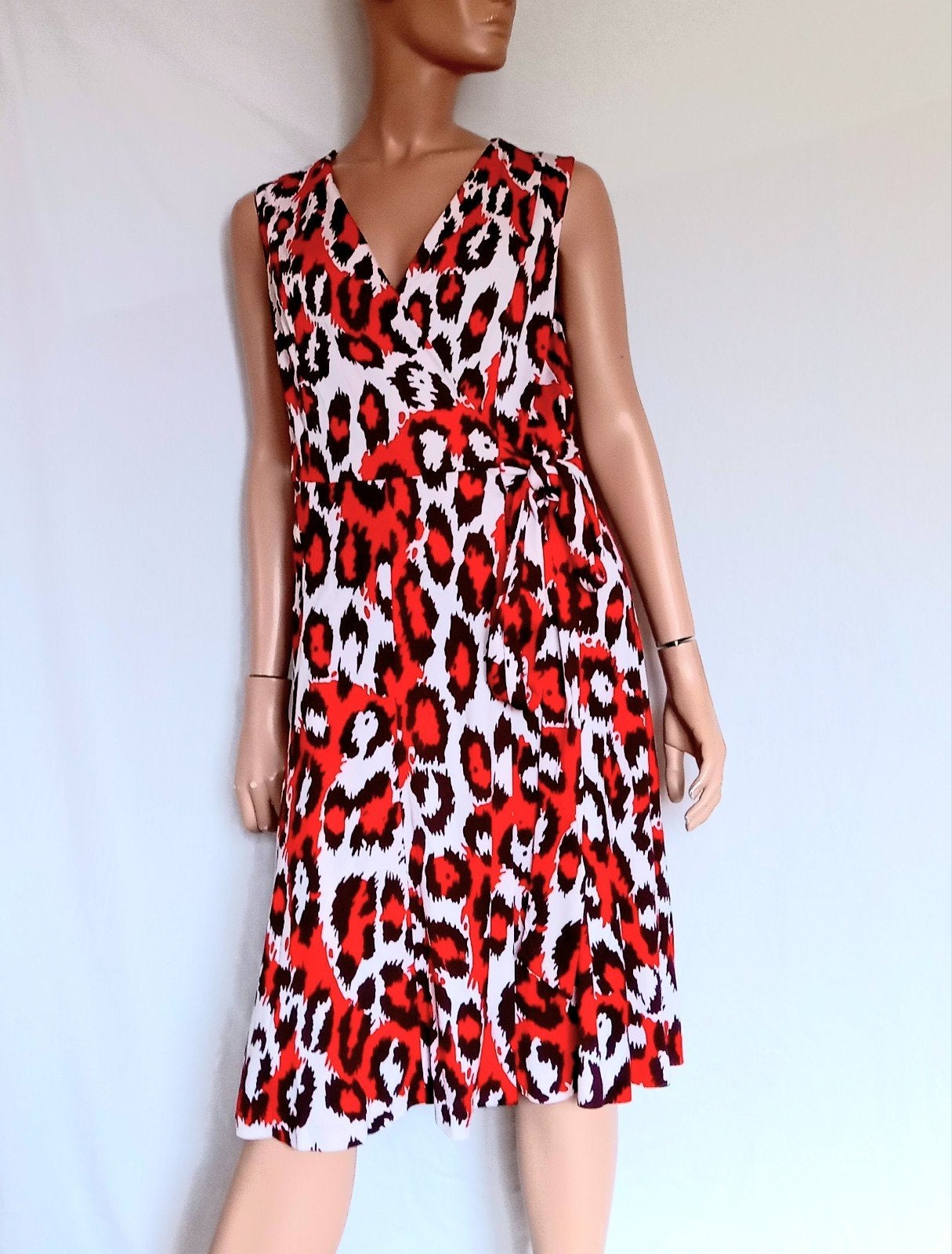 DIANE VON FURSTENBERG Jurk , Maat 38 - 40 , ZIJDE, Maat 38/40 (M), Overige kleuren, Ophalen of Verzenden, Zo goed als nieuw