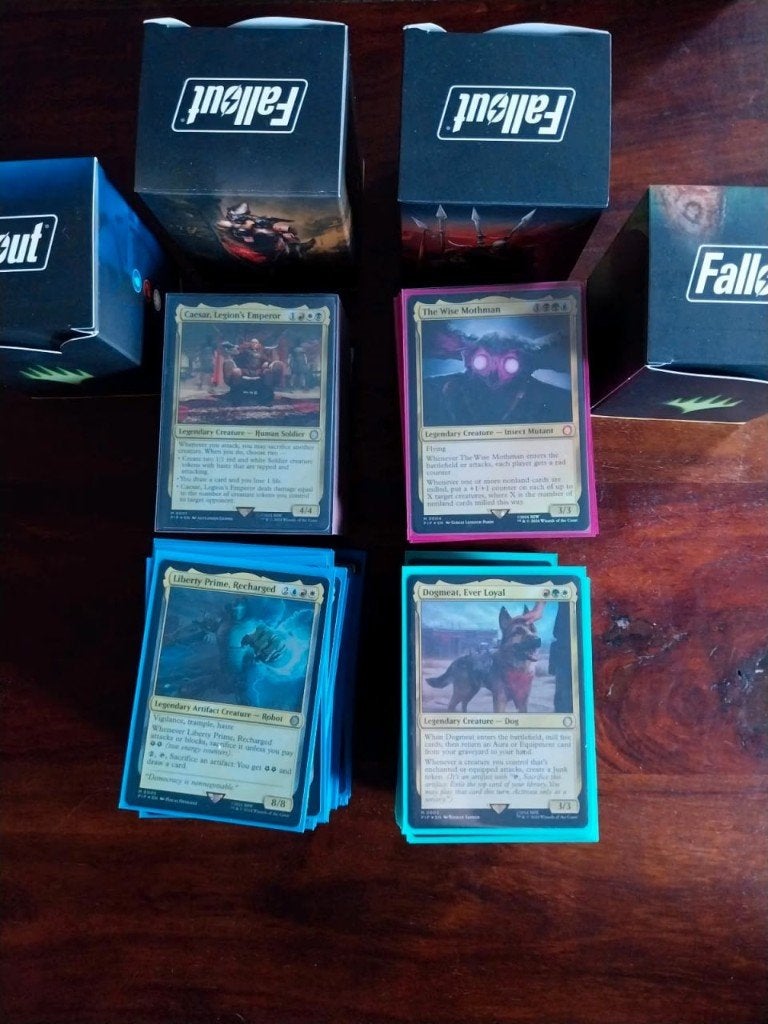 MTG Fallout Commander decks 4x compleet Engels, Hobby en Vrije tijd, Verzamelkaartspellen | Magic the Gathering, Ophalen of Verzenden
