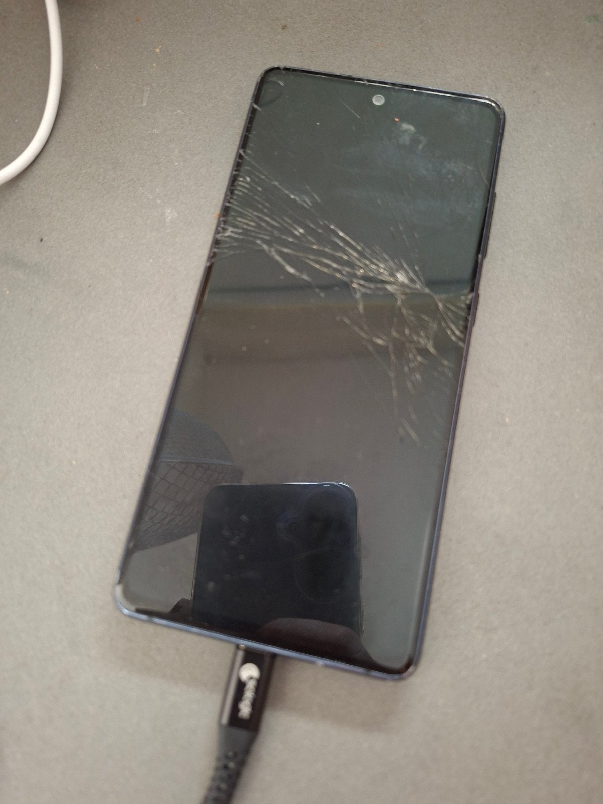Samsung Galaxy S20 FE met gebarsten scherm, Gebruikt, Galaxy S20, Blauw, Touchscreen