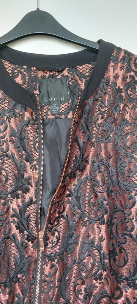 Dames jasje Amisu maat 42 met barokprint, Zwart, Maat 42/44 (L), Ophalen of Verzenden, Jasje