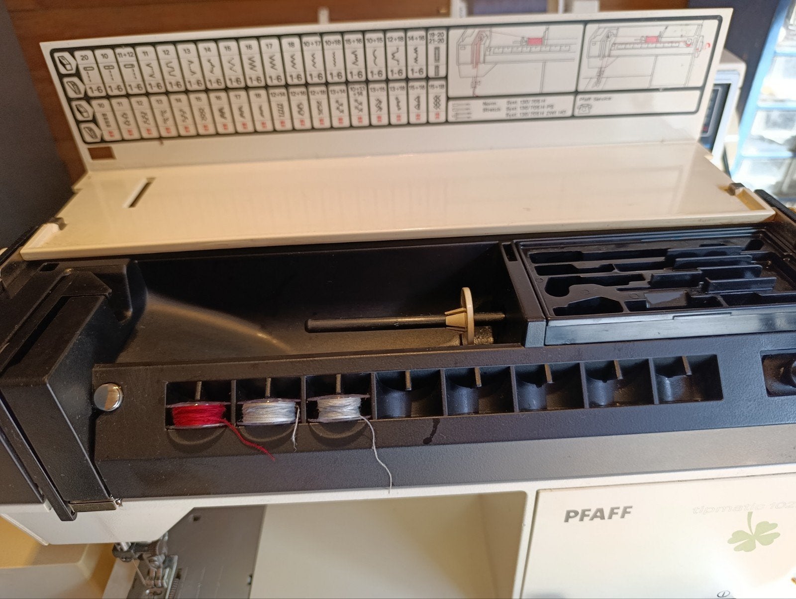 Pfaff 1027 Tipmatic Naaimachine - Goede Staat, Ophalen of Verzenden, Gebruikt, Naaimachine, Pfaff