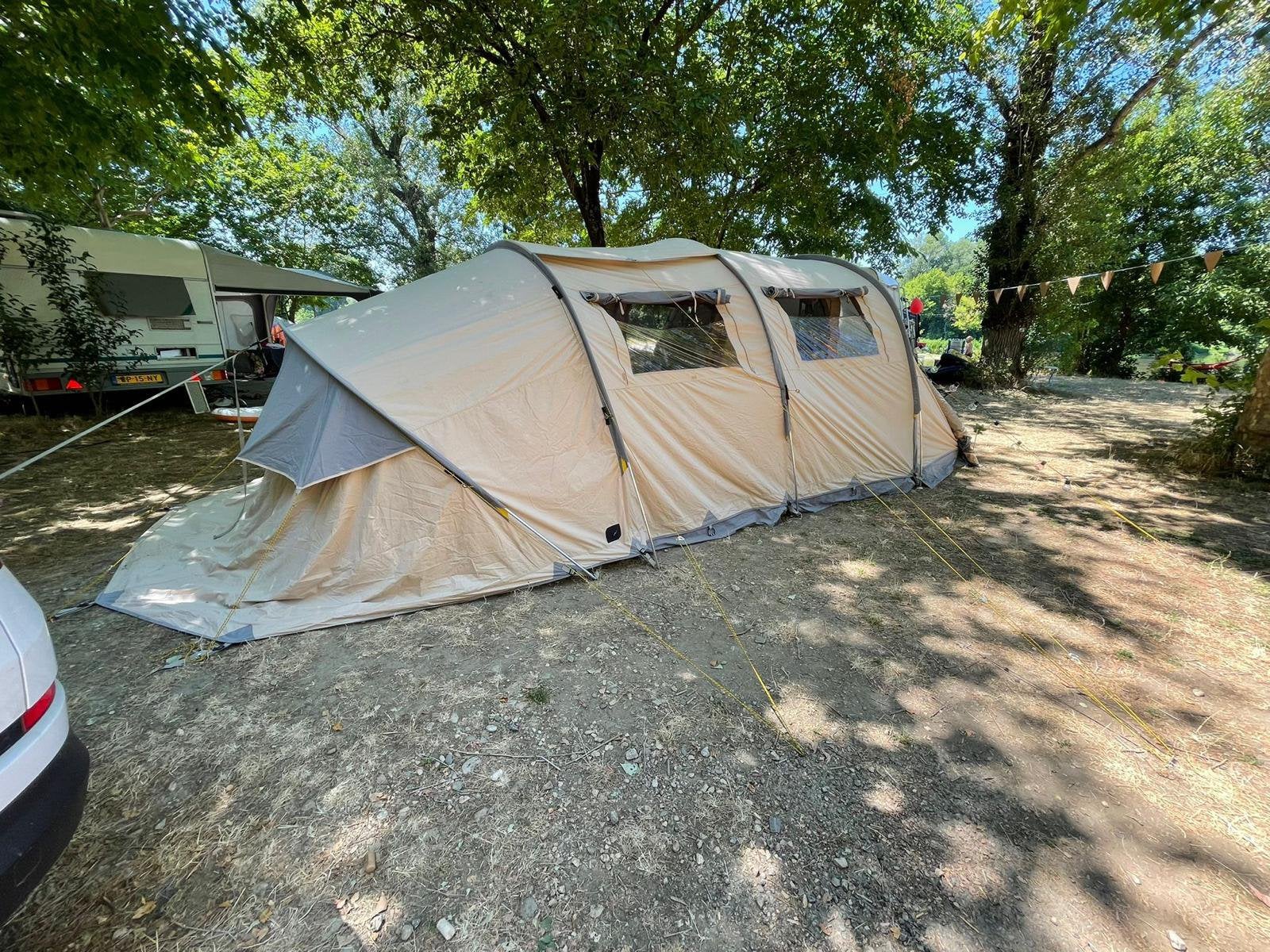 Tunneltent Brixon 4 personen 4.0, Caravans en Kamperen, Tenten, Ophalen, Zo goed als nieuw