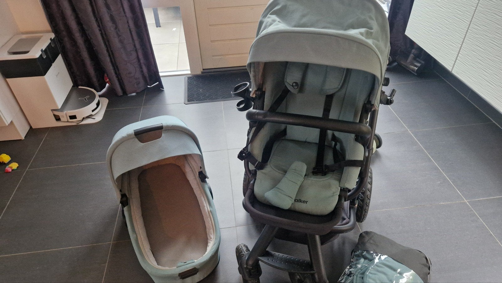 Easywalker Harvey 2 combiwagen met veel accessoires, Gebruikt, Combiwagen, Met reiswieg, Ophalen