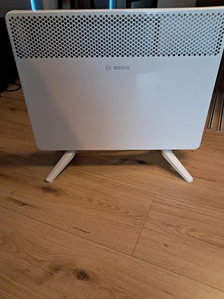 Te koop Bosch Heat convector, Doe-het-zelf en Verbouw, Verwarming en Radiatoren, Ophalen, 30 tot 80 cm, Radiator, Minder dan 60 cm