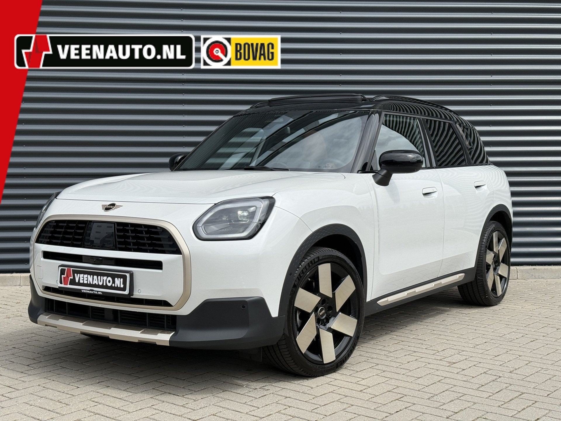 MINI Countryman C Favoured XL Trekhaak/Pano/Leder/360Camera, Auto's, Gebruikt, Wit, Leder, 3 cilinders