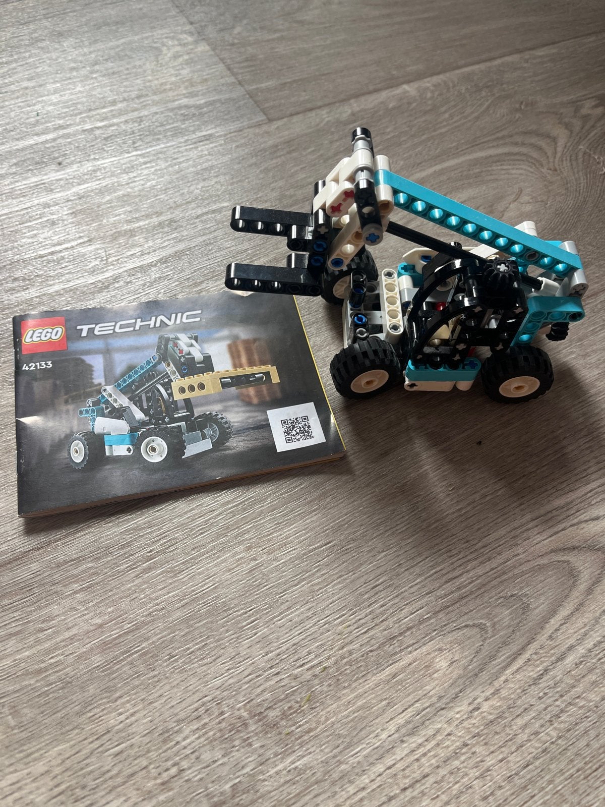 LEGO Technic 42133 Verreiker met handleiding, Ophalen, Zo goed als nieuw, Overige merken