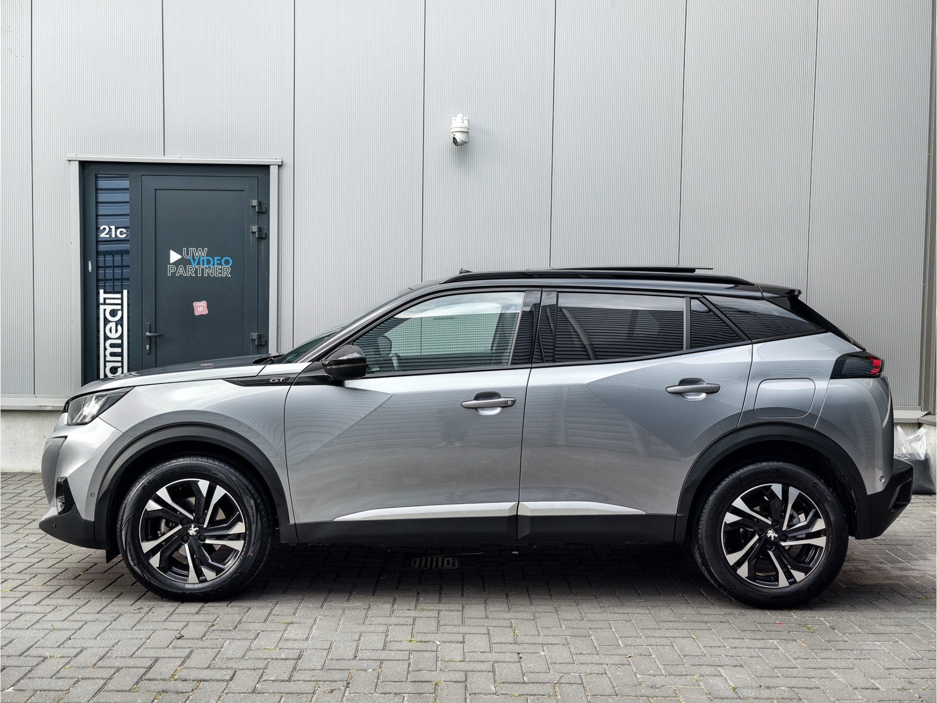 Peugeot 2008 1.2 PureTech GT 131PK Pano | Masssage | 360 | L, Auto's, Dealer onderhouden, Gebruikt, 1199 cc, Zwart