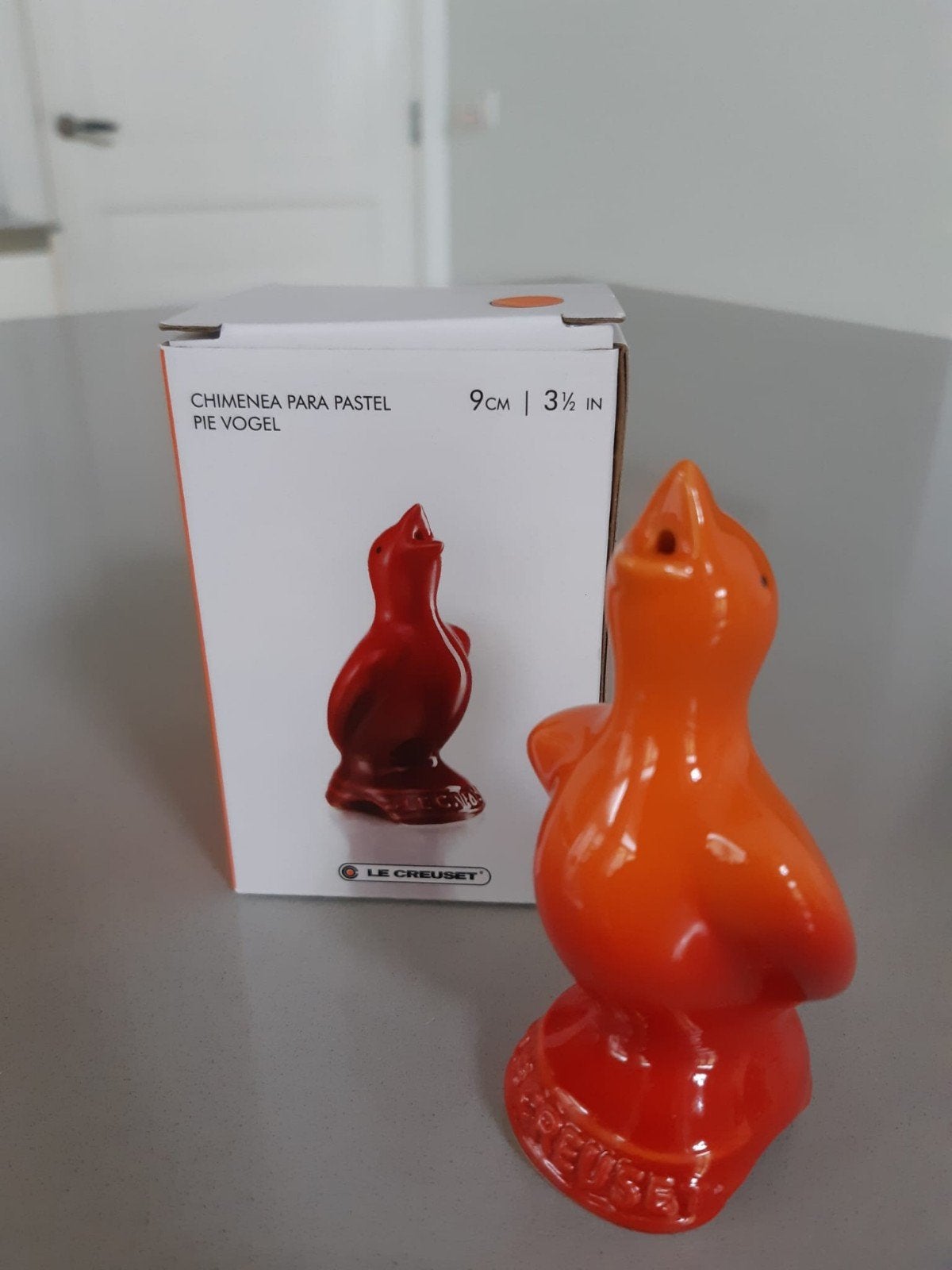 Le Creuset Pie Bird Oranje Nieuw in doos, Ophalen of Verzenden, Nieuw, Overige stijlen, Kop(pen) en/of Schotel(s)