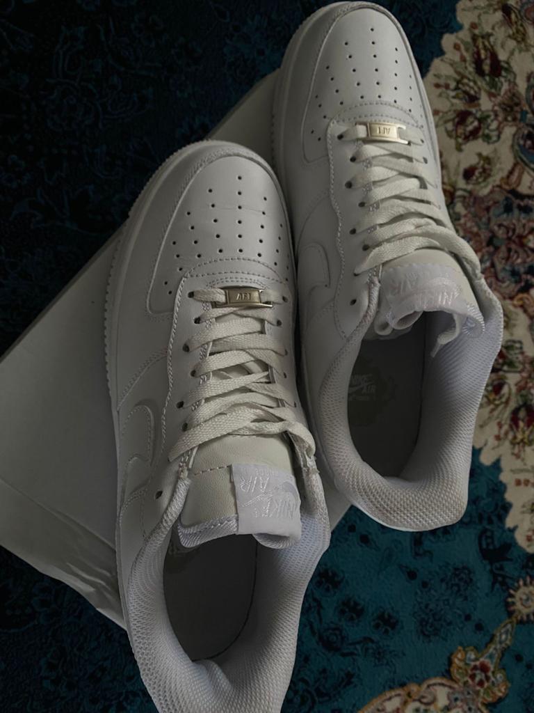 Nieuwe Nike Air Force 1 - Maat 44, Sport en Fitness, Basketbal, Ophalen of Verzenden, Zo goed als nieuw