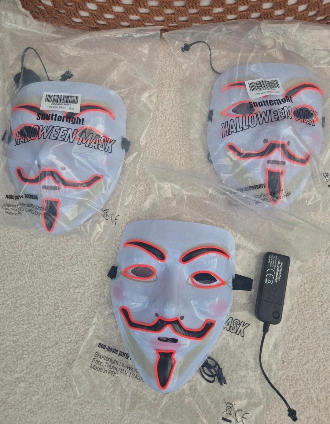 Led maskers red ( Nieuw ) 3 stuks €5, Ophalen of Verzenden, Nieuw