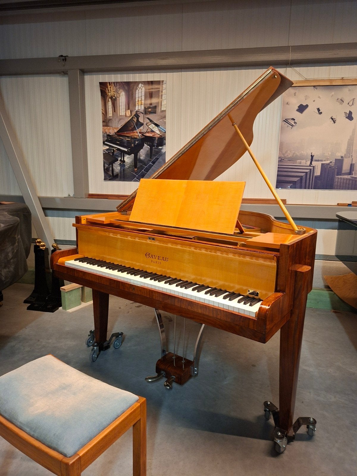 Gerestaureerde Gaveau babyvleugel uit 1939, Muziek en Instrumenten, Piano's, Overige kleuren, Verzenden, Nieuw, Hoogglans