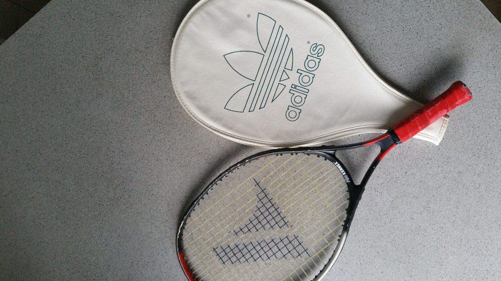 Tennis raakt, Ophalen of Verzenden, Zo goed als nieuw, Racket(s)