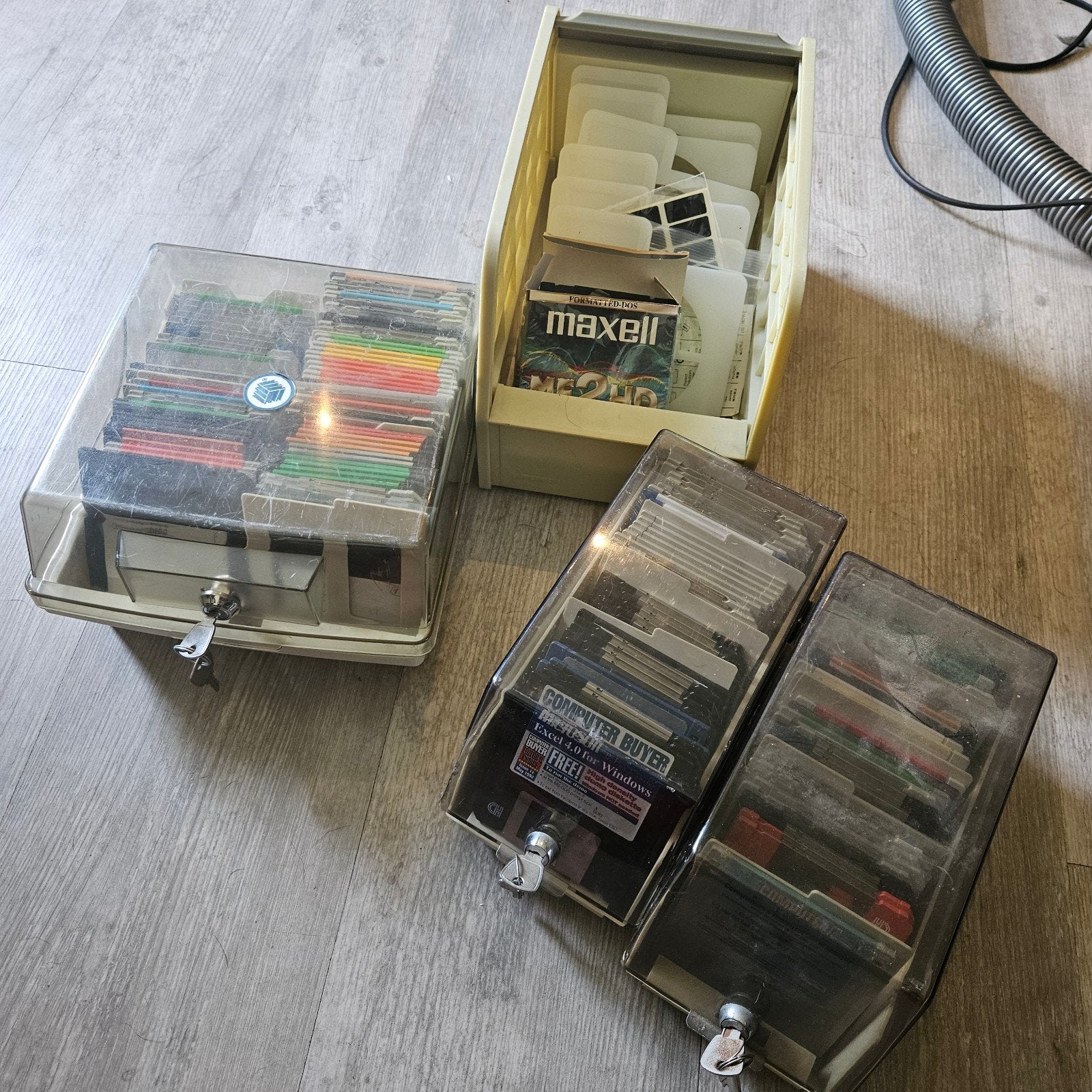 Vintage Floppy Disks en Opslagdozen - Diverse circa 150!, Computers en Software, Vintage Computers, Ophalen of Verzenden, Maxell