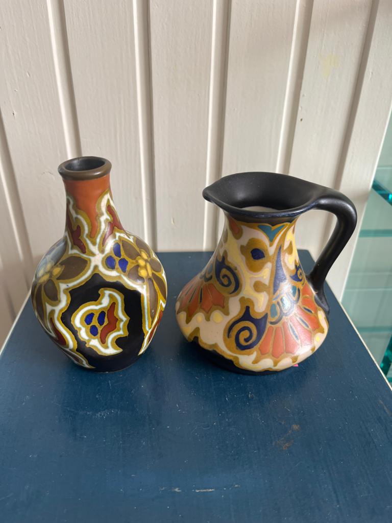 Twee antieke Goudse vazen, Regina en Nadro, Made in Holland, Ophalen of Verzenden