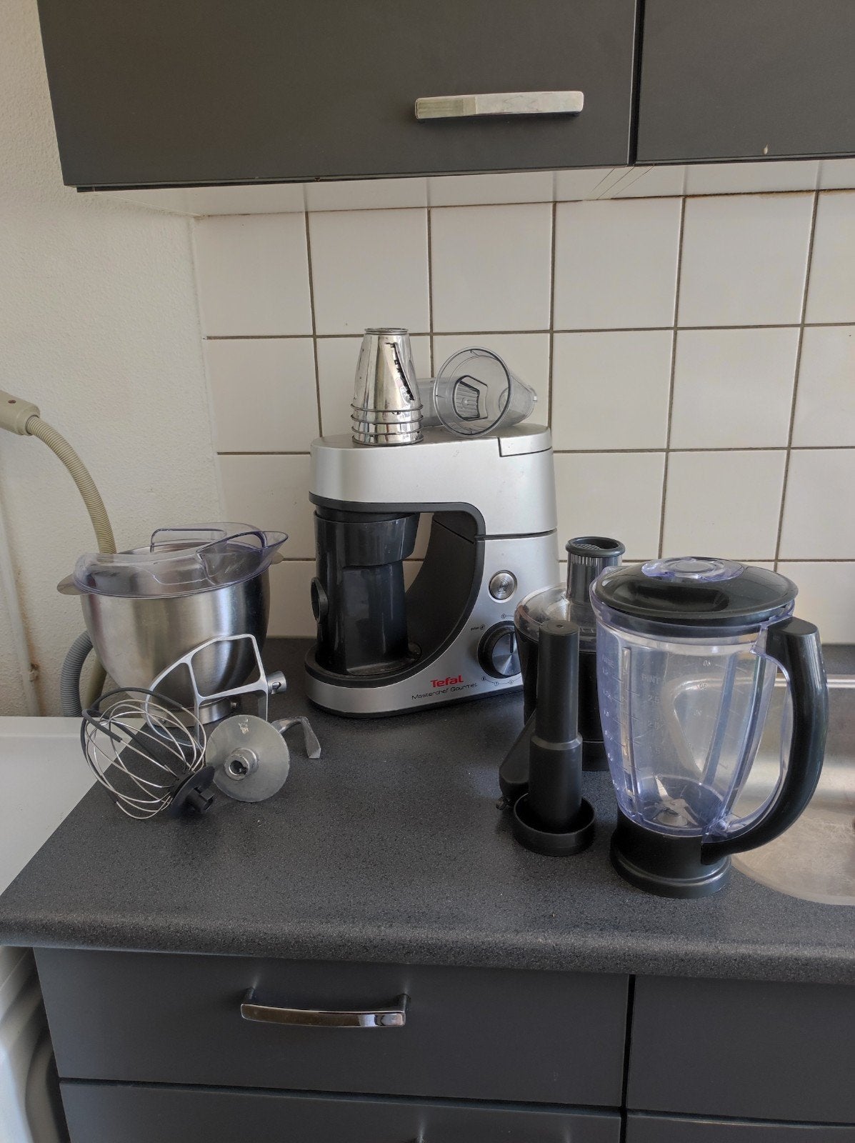 Diverse keukenspullen, Ophalen