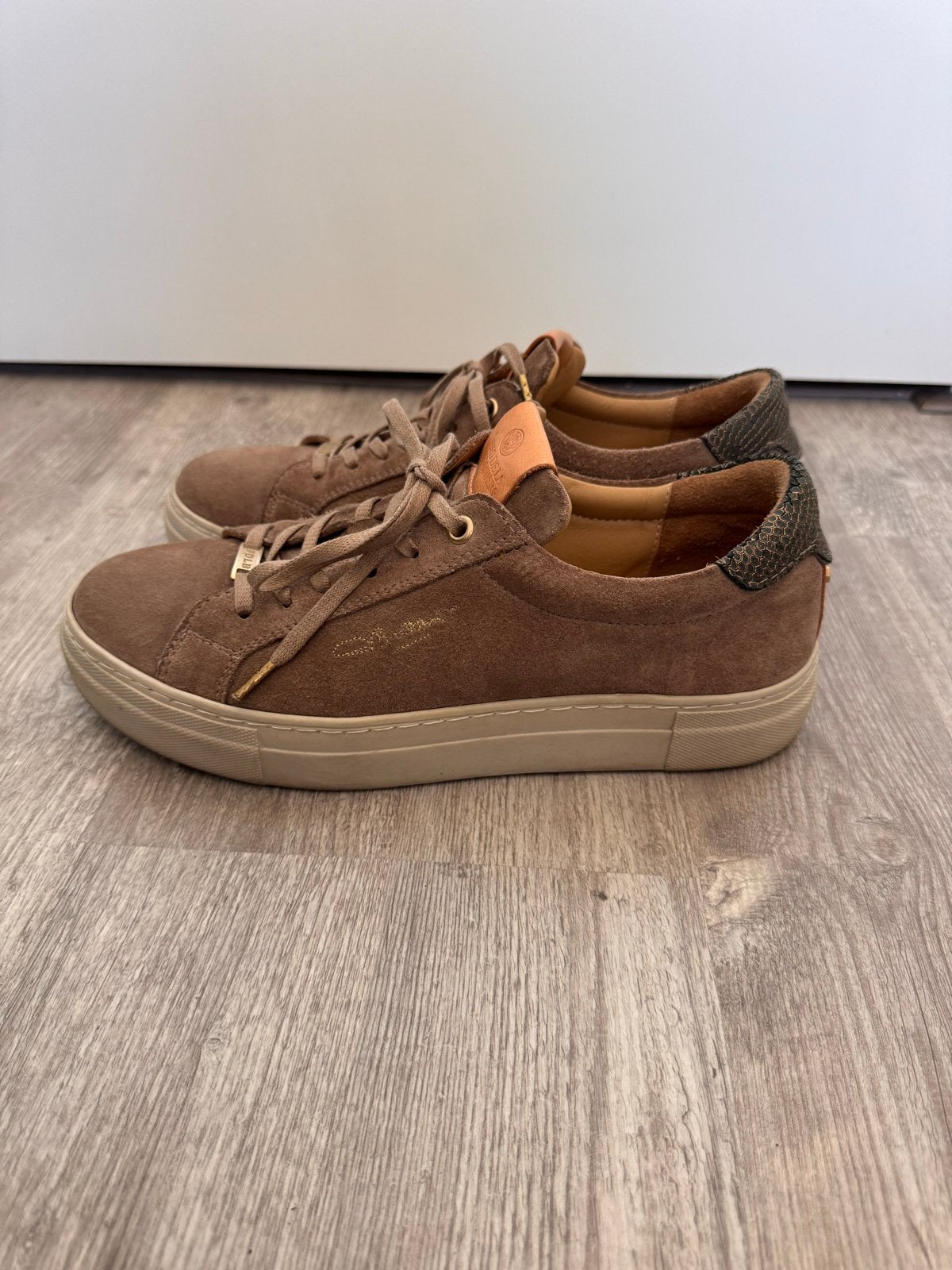 Fred de la Bretoniere leren sneakers - maat 39, Ophalen of Verzenden, Zo goed als nieuw, Bruin, Sneakers of Gympen
