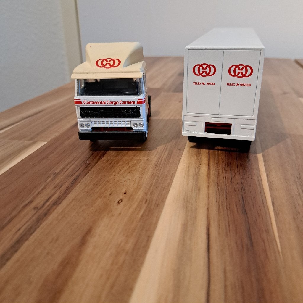 Continental Cargo Carriers DAF KOELTRAILER CBN & DIV DAF ., Verzenden, Zo goed als nieuw, Bus of Vrachtwagen, Lion Toys