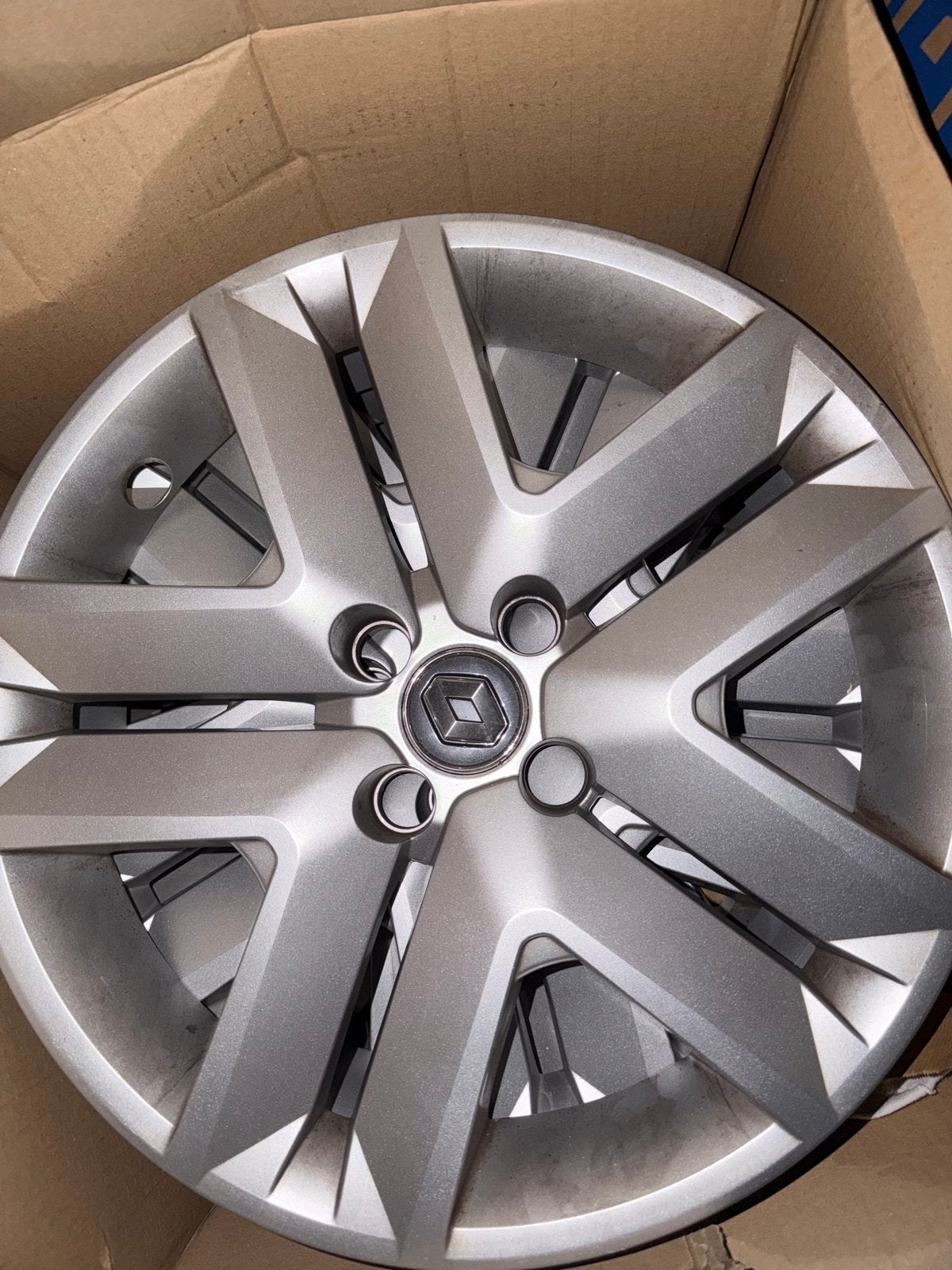 Renault Clio wieldoppen - Set van 4, Auto diversen, Wieldoppen, Gebruikt, Ophalen