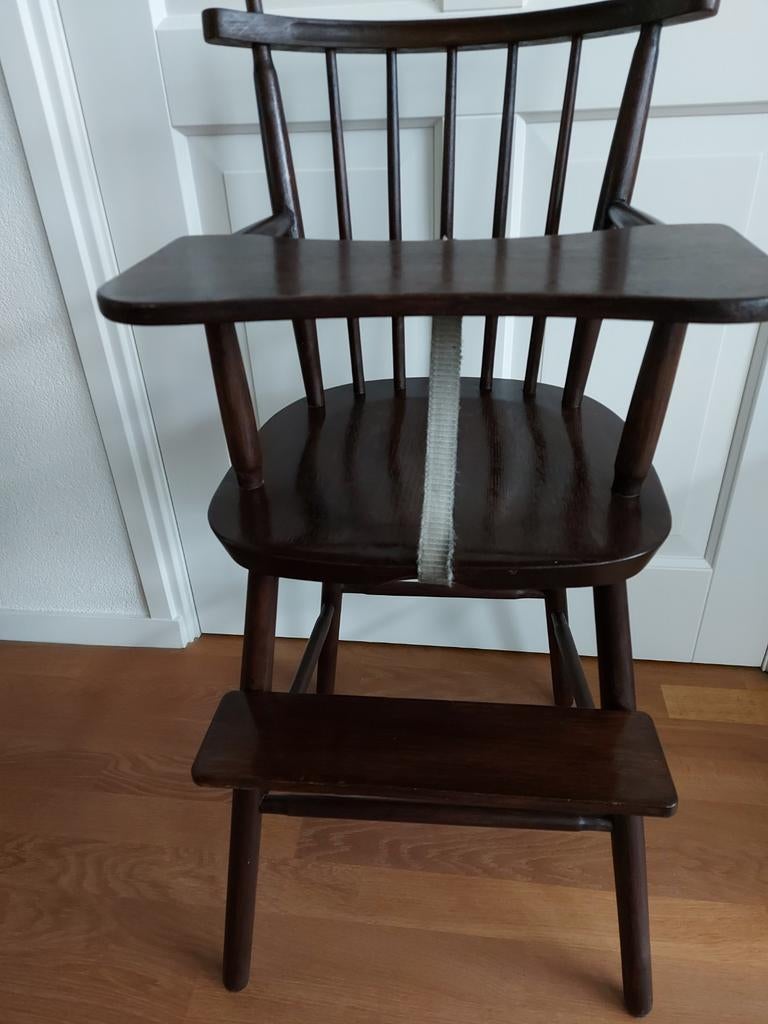 Nostalgische eikenhouten kinderstoel met zitverkleiner, Kinderen en Baby's, Kinderstoelen, Ophalen, Gebruikt, Overige typen, Stoelverkleiner