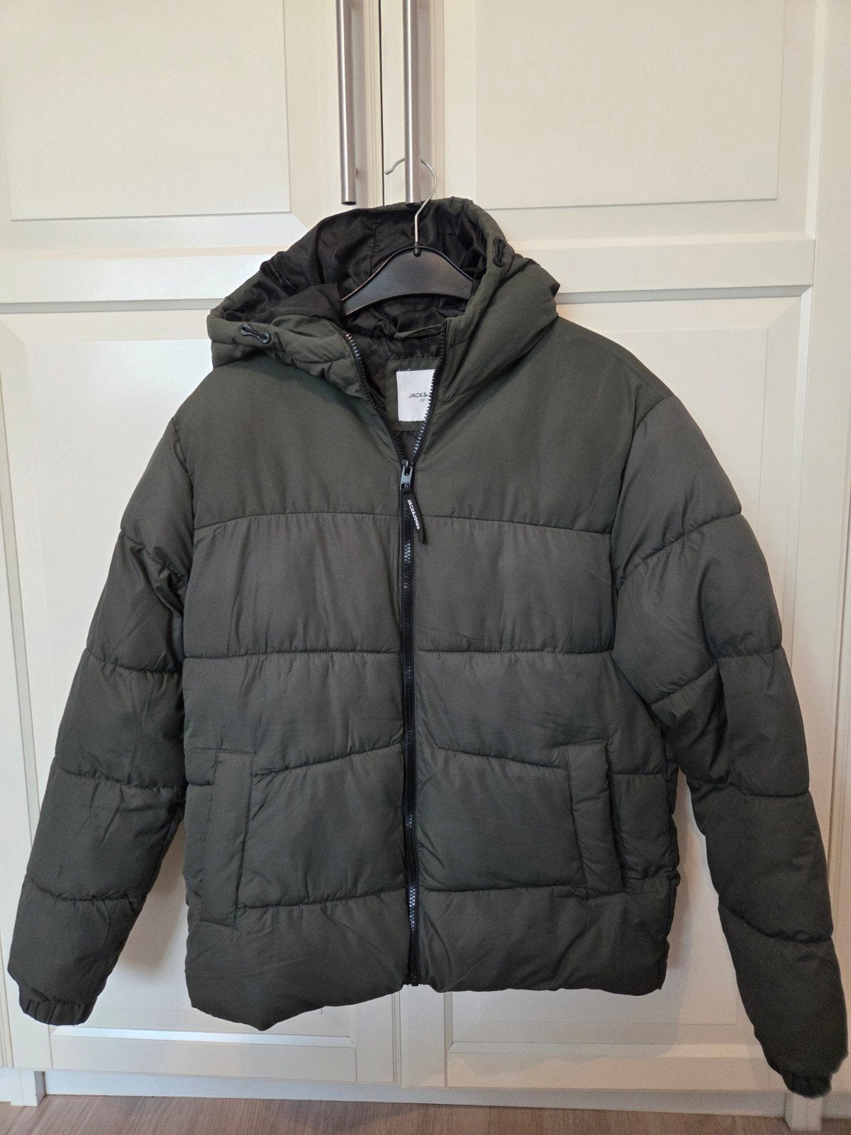 Jack & Jones Puffer Jacket - Zo goed als nieuw - maat M, Maat 48/50 (M), Ophalen of Verzenden, Zo goed als nieuw, Groen