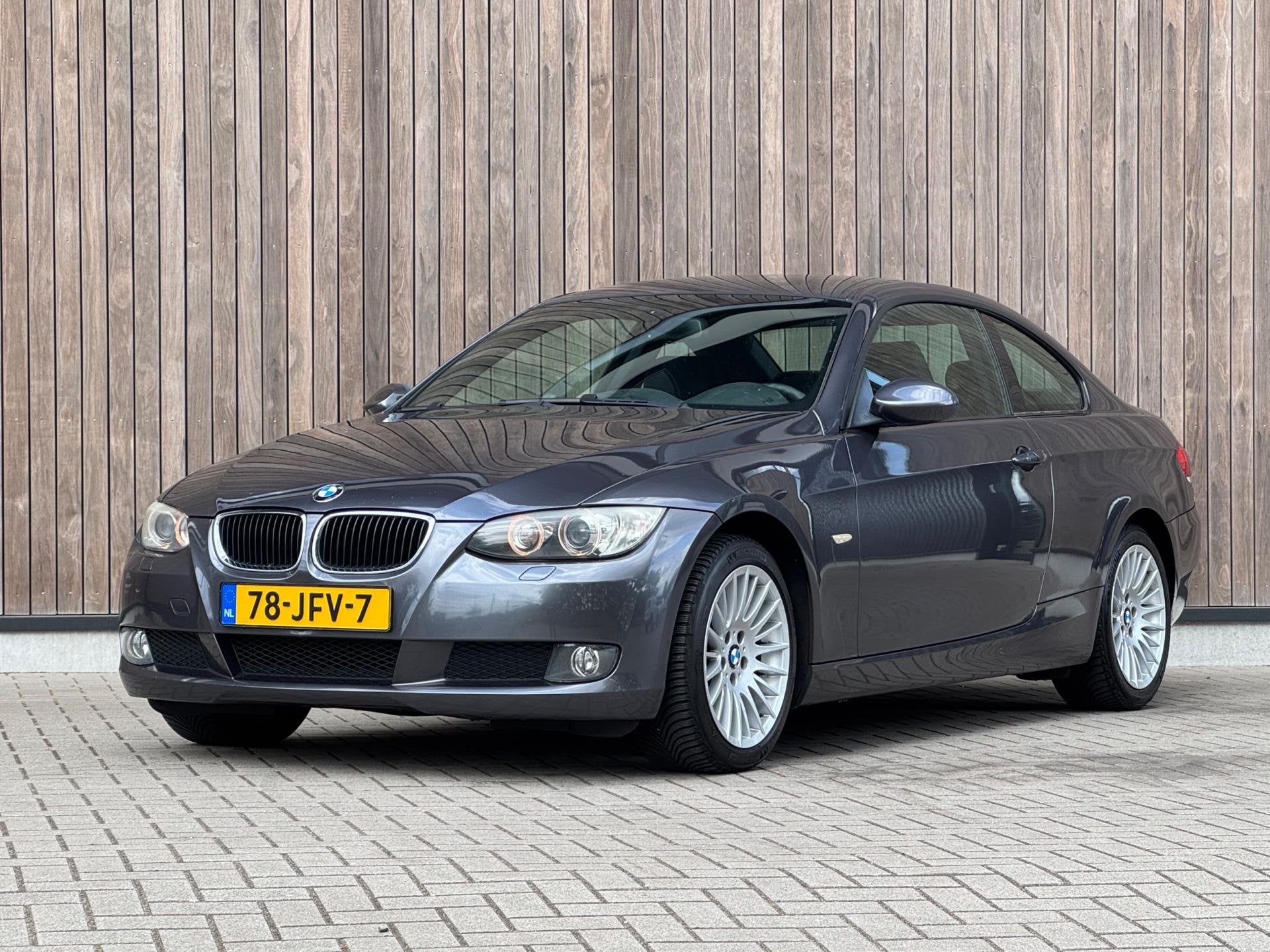 BMW 3-serie Coupé 320i Executive|Automaat|, Auto's, Automaat, Zwart, 4 cilinders, 4 stoelen