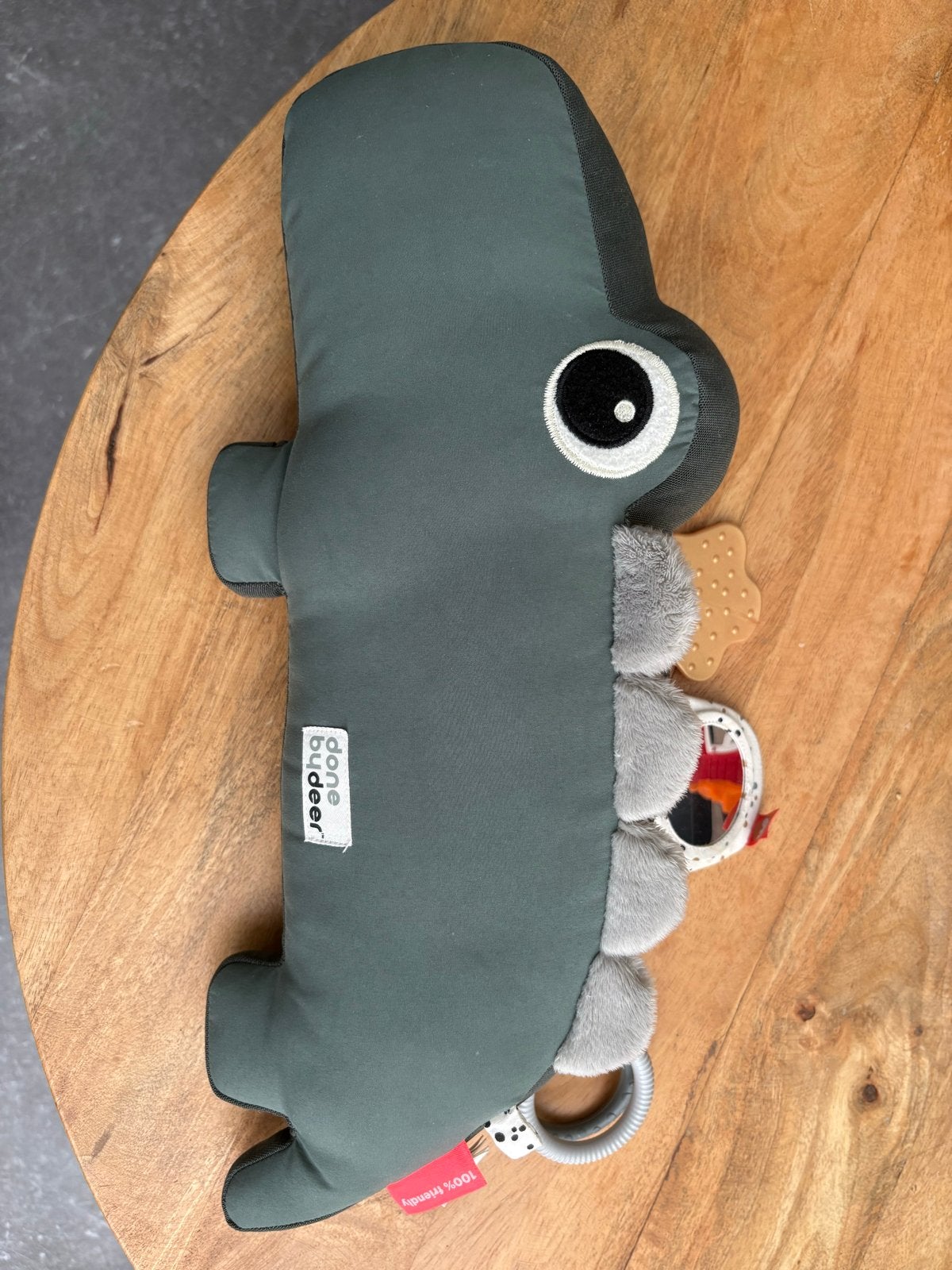 Done by Deer Tummy Time Kussen Croco Groen, Ophalen of Verzenden, Zo goed als nieuw, Overige typen