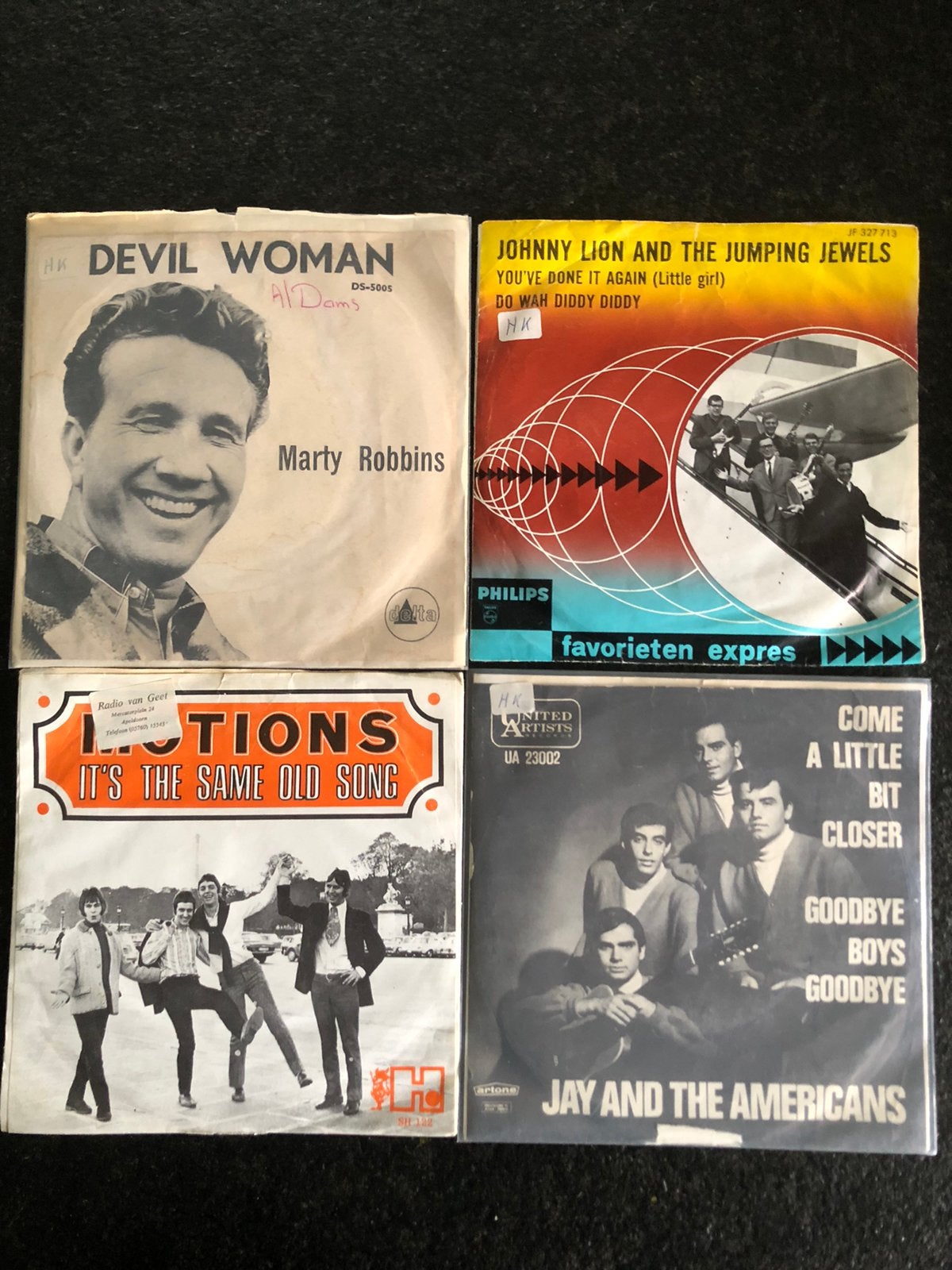 4 oude singles ongeveer 60 jaar oud, Ophalen of Verzenden, Zo goed als nieuw