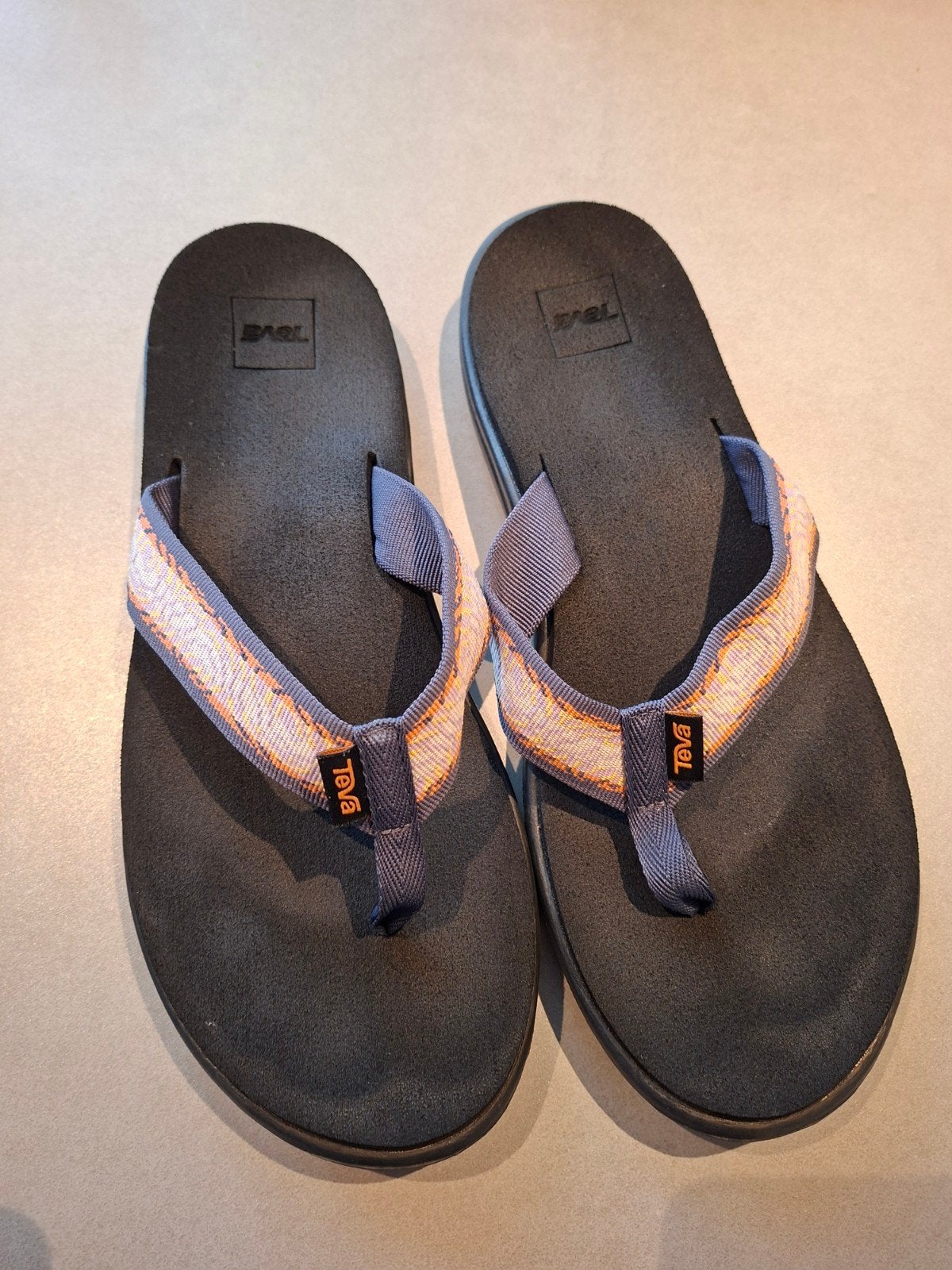 teva slippers, Slippers, Zwart, Ophalen of Verzenden, Zo goed als nieuw