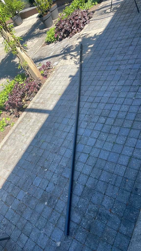 Trapleuning zwart 3.10 meter, Ophalen, Zo goed als nieuw, 250 mm of meer